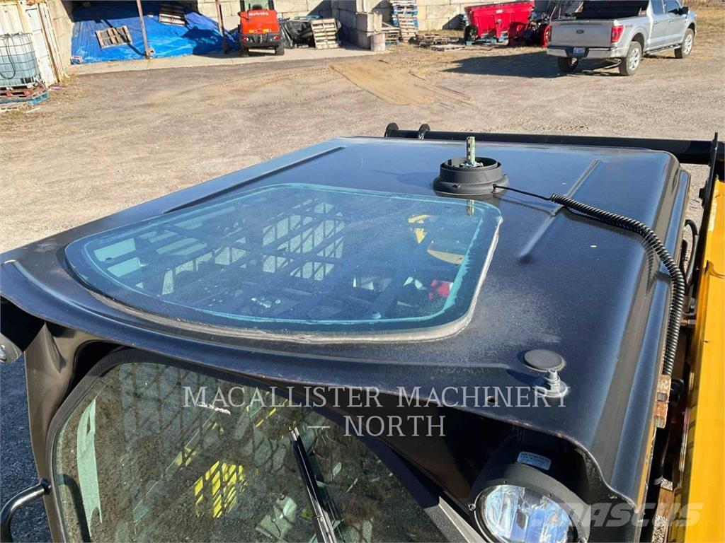 CAT 242D Φορτωτάκια