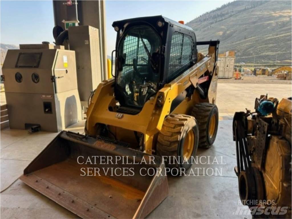 CAT 242D3 Φορτωτάκια