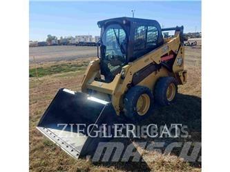CAT 242D3 Φορτωτάκια