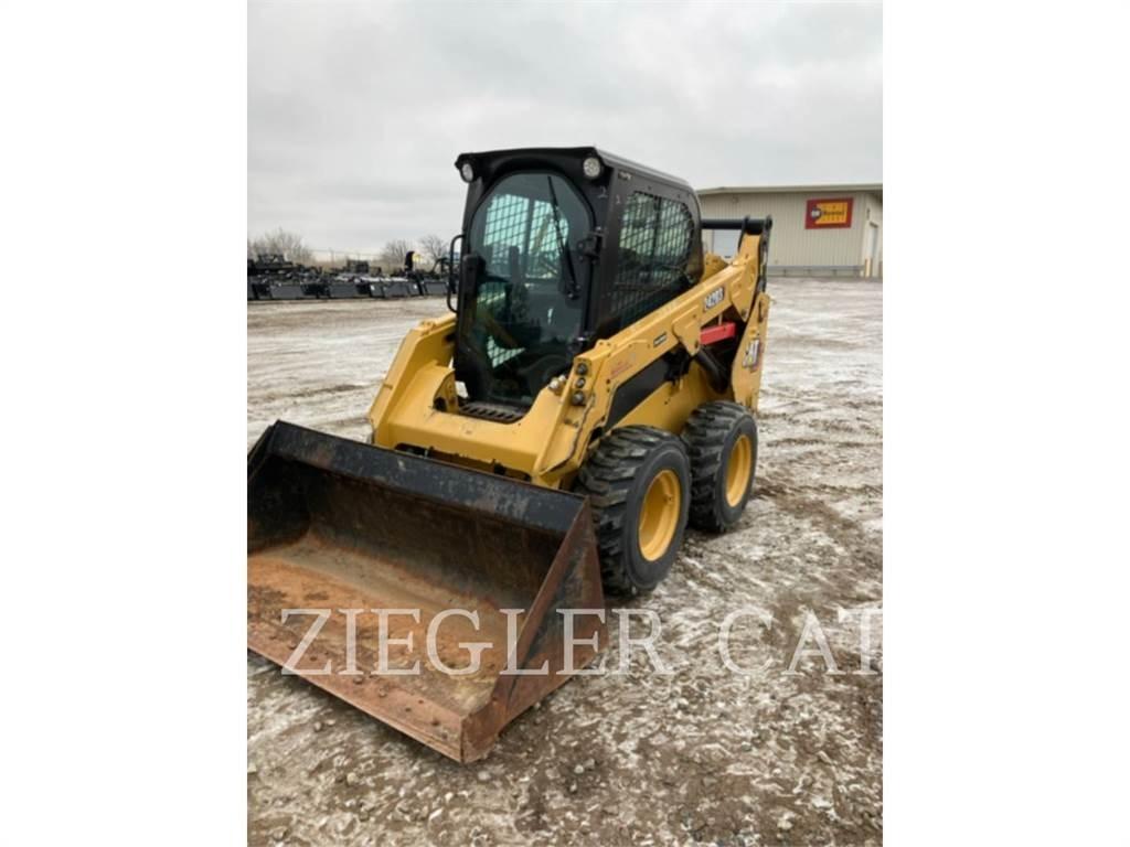 CAT 242D3 Φορτωτάκια