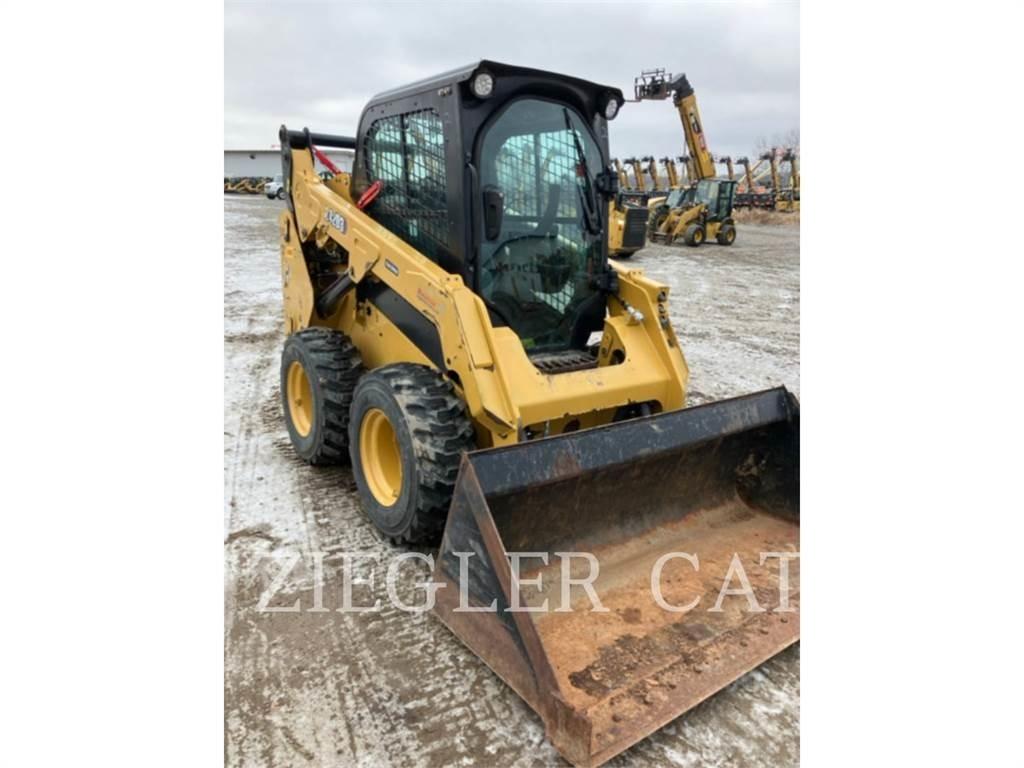 CAT 242D3 Φορτωτάκια