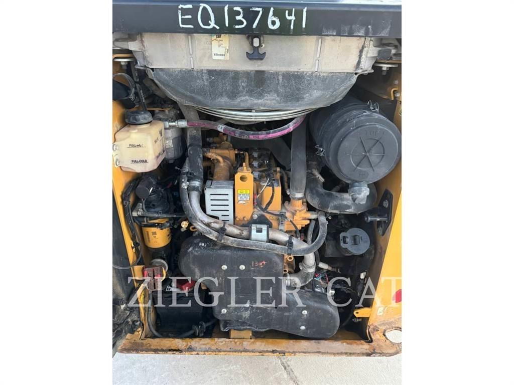 CAT 242D3 Φορτωτάκια
