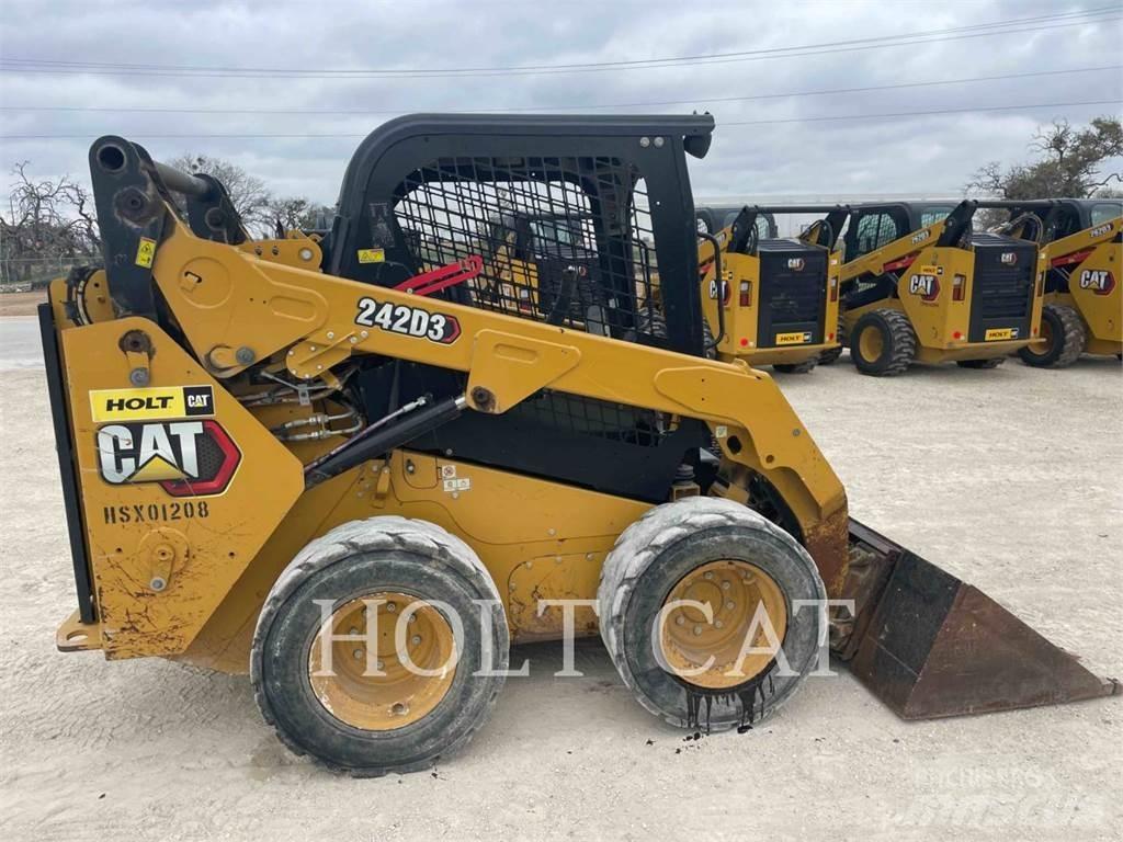 CAT 242D3 Φορτωτάκια