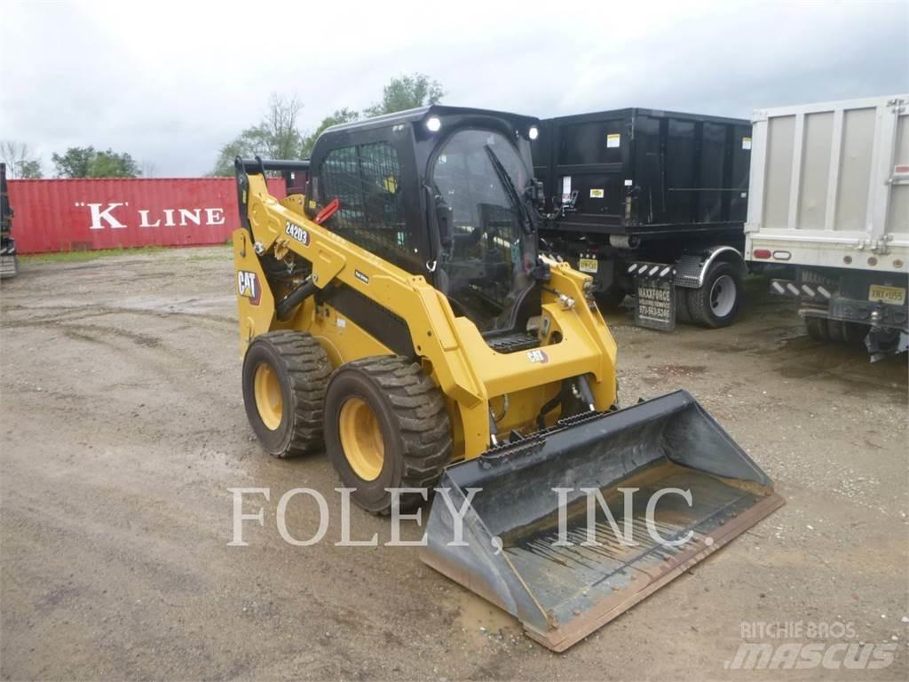 CAT 242D3 Φορτωτάκια