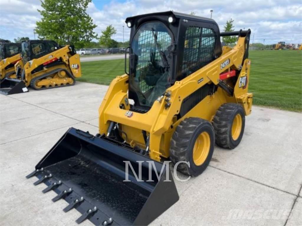 CAT 242D3 Φορτωτάκια