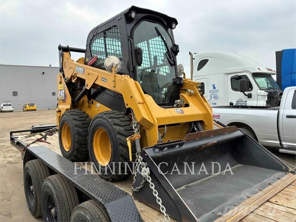 CAT 242D3 Φορτωτάκια