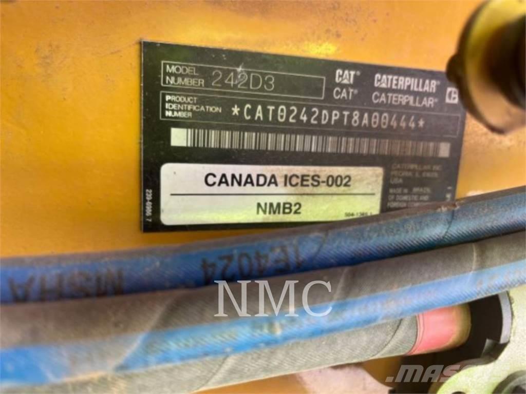 CAT 242D3 Φορτωτάκια