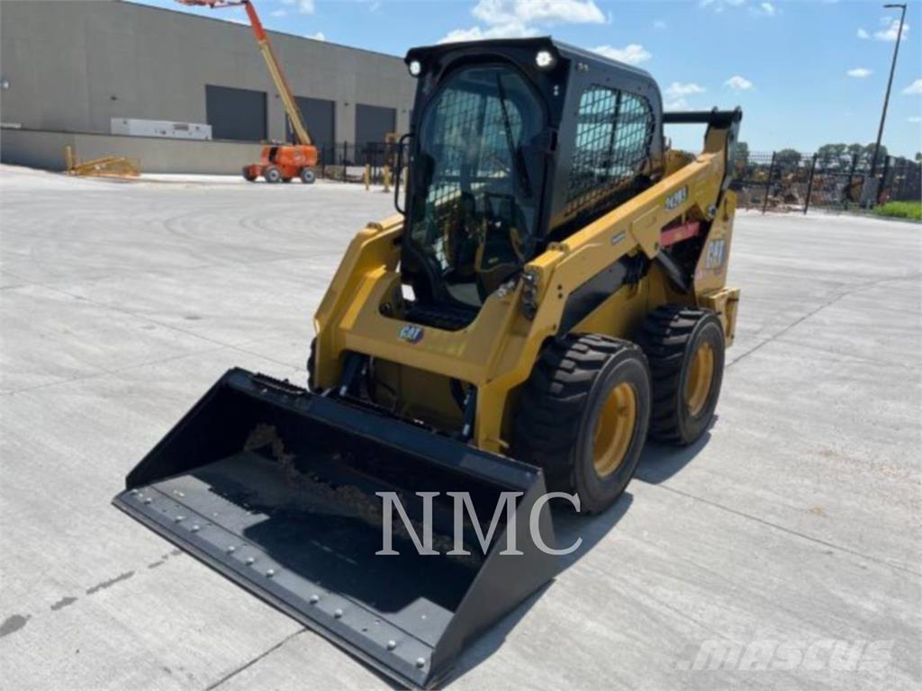 CAT 242D3 Φορτωτάκια