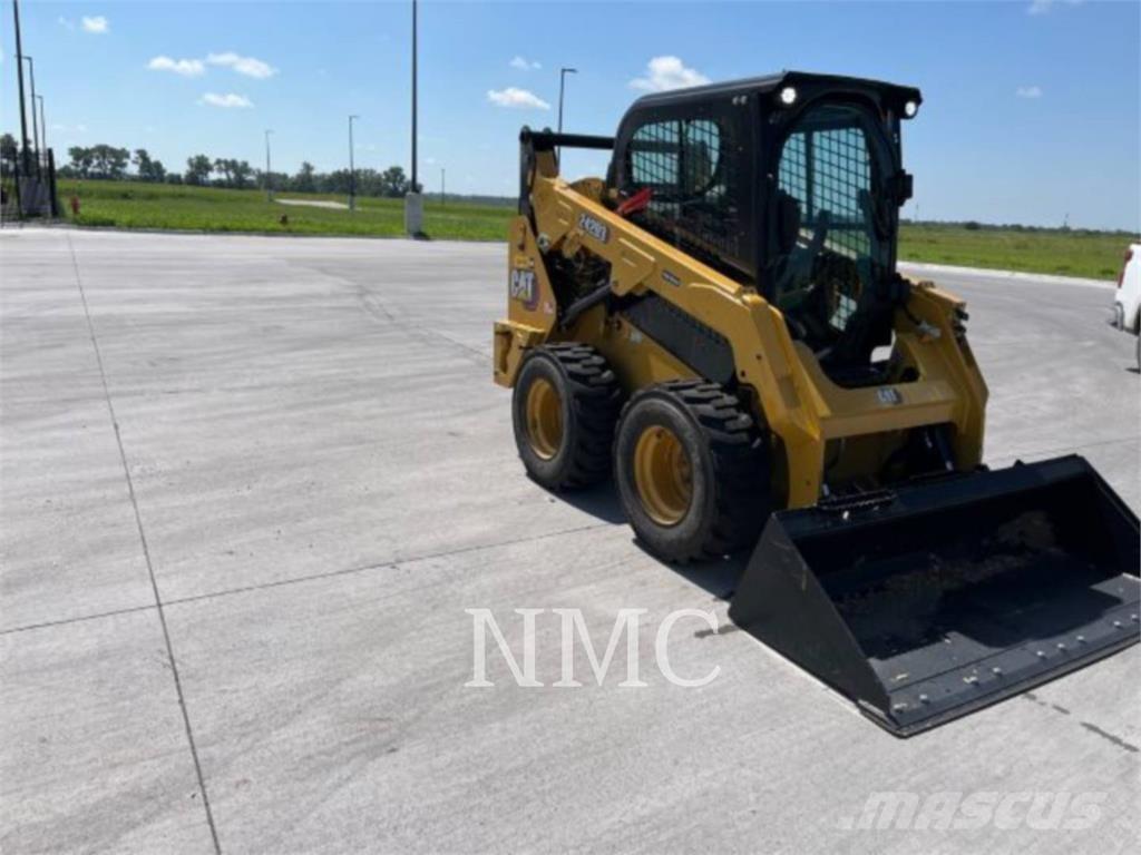 CAT 242D3 Φορτωτάκια