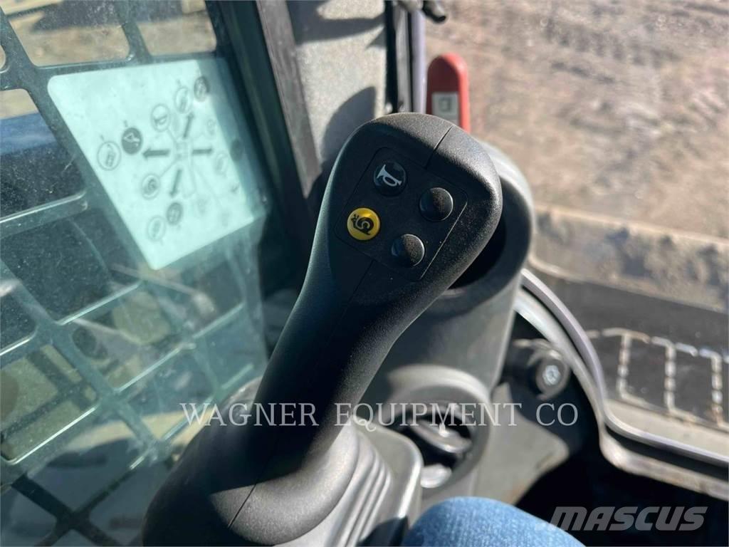 CAT 242D3 HF Φορτωτάκια