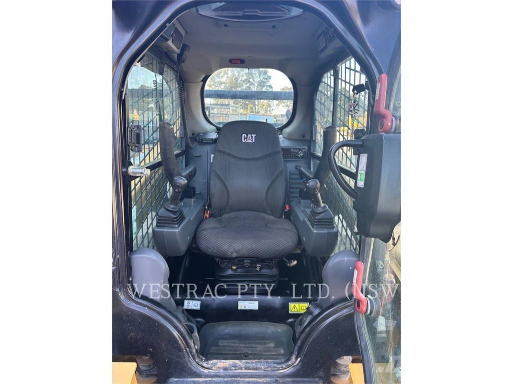 CAT 242D3LRC Φορτωτάκια