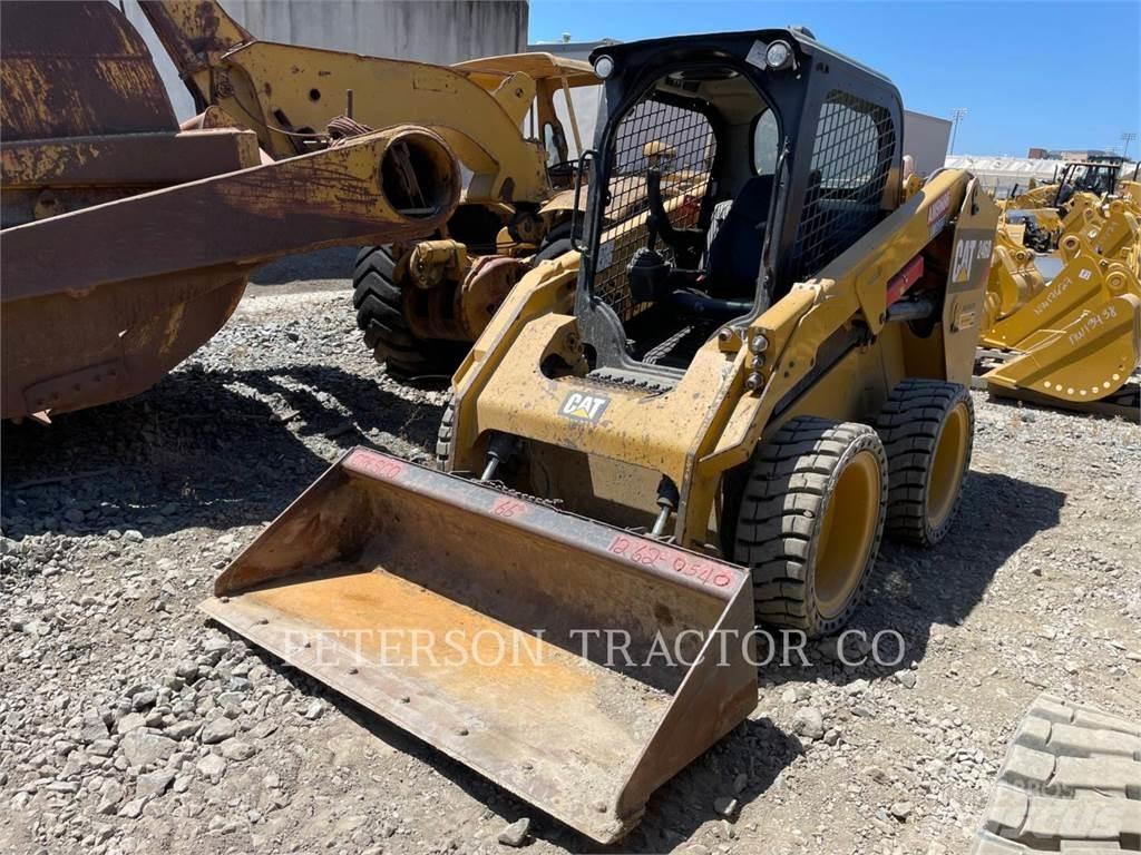 CAT 246D Φορτωτάκια