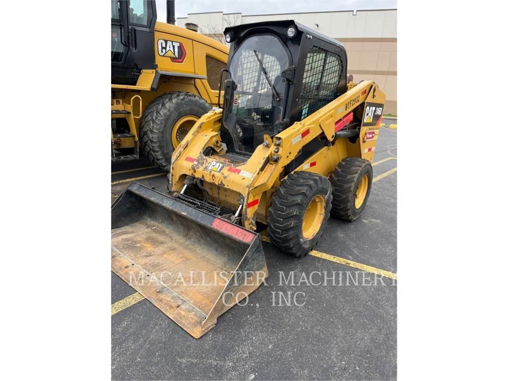 CAT 246D Φορτωτάκια