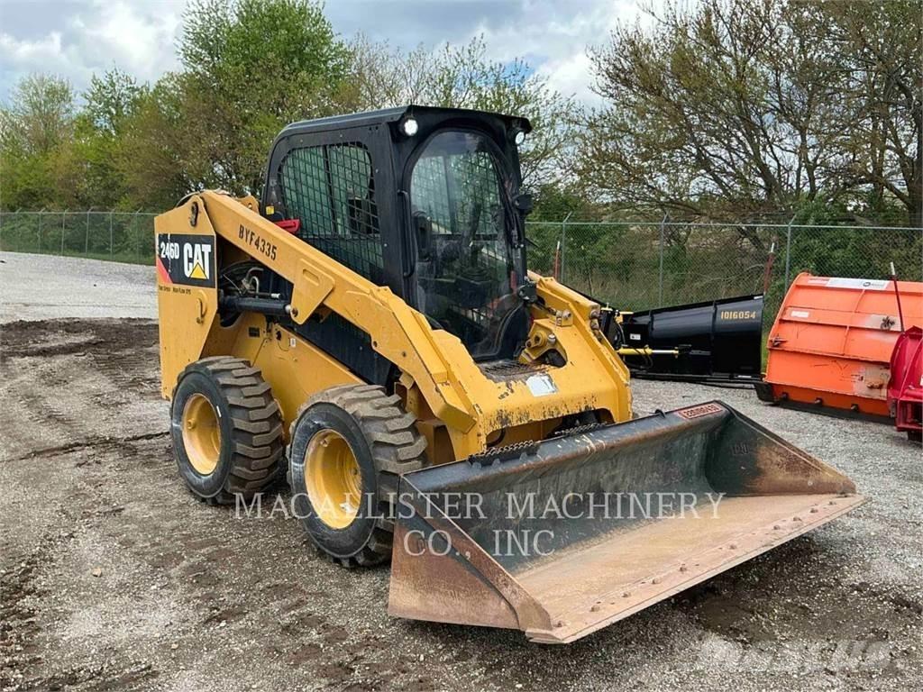 CAT 246D Φορτωτάκια