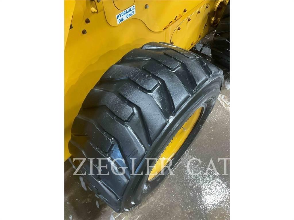 CAT 246D3 Φορτωτάκια