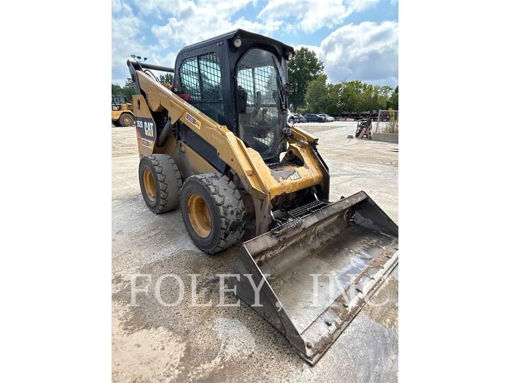CAT 262D Φορτωτάκια