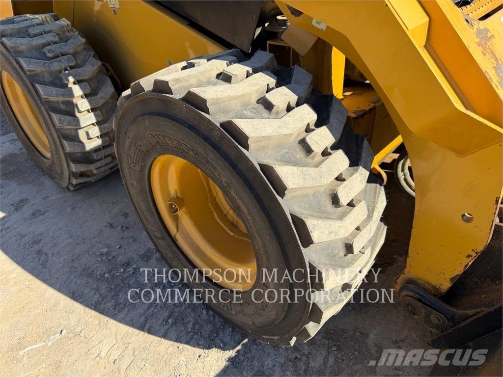 CAT 262D Φορτωτάκια