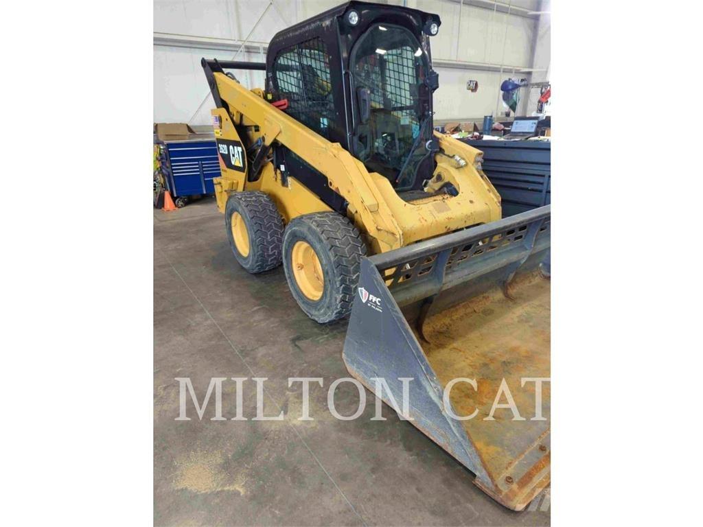 CAT 262D Φορτωτάκια