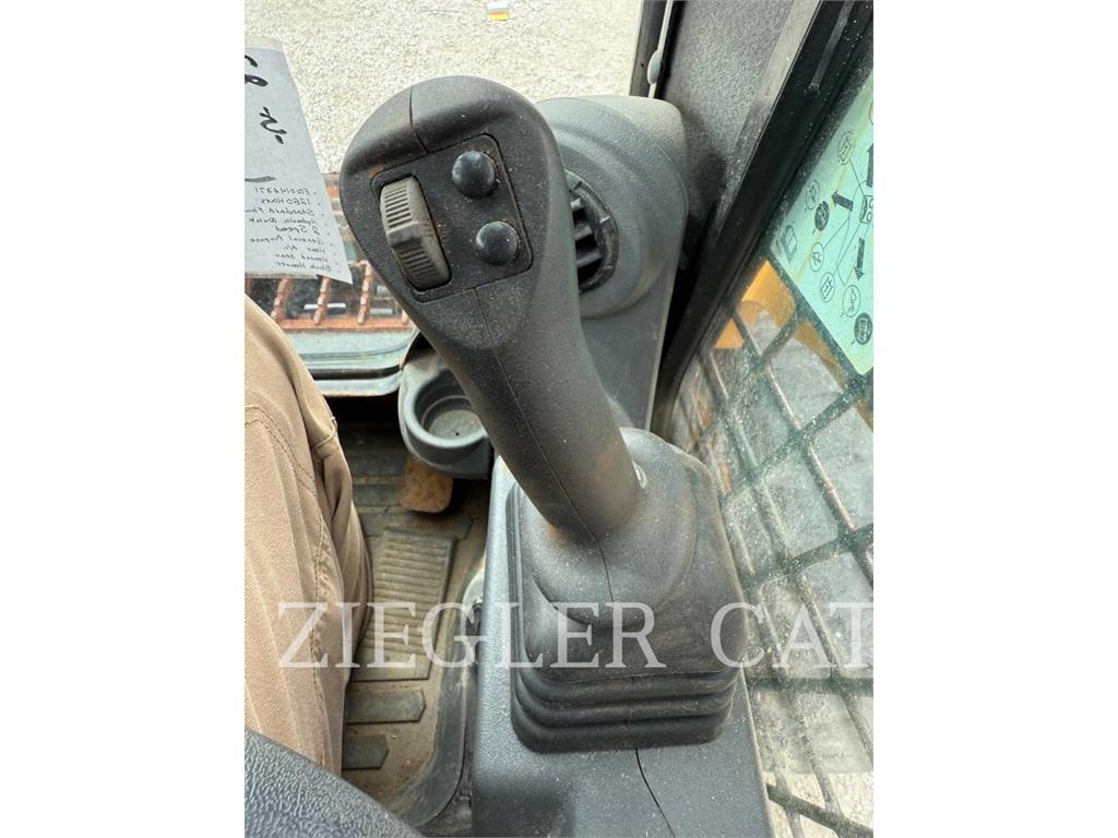 CAT 262D3 Φορτωτάκια