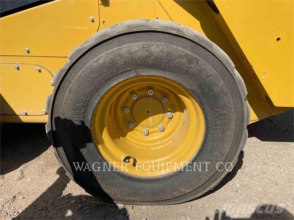 CAT 262D3 HF Φορτωτάκια