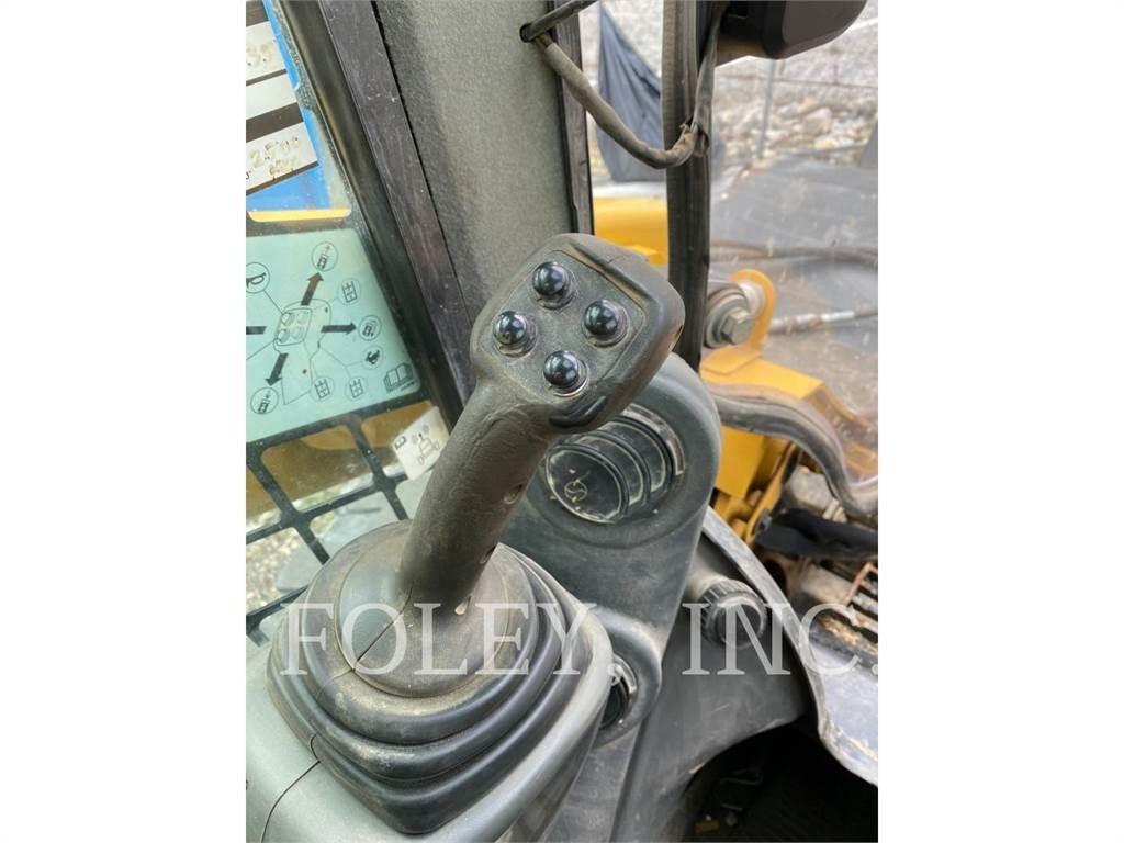 CAT 272D2 Φορτωτάκια