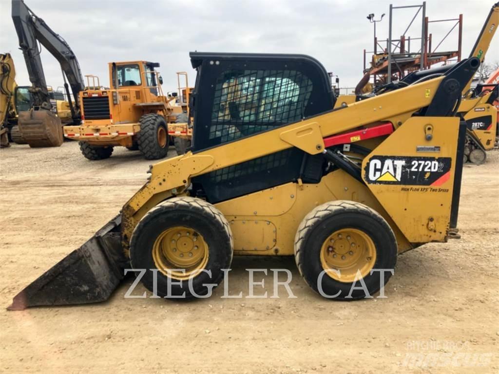 CAT 272D2 Φορτωτάκια