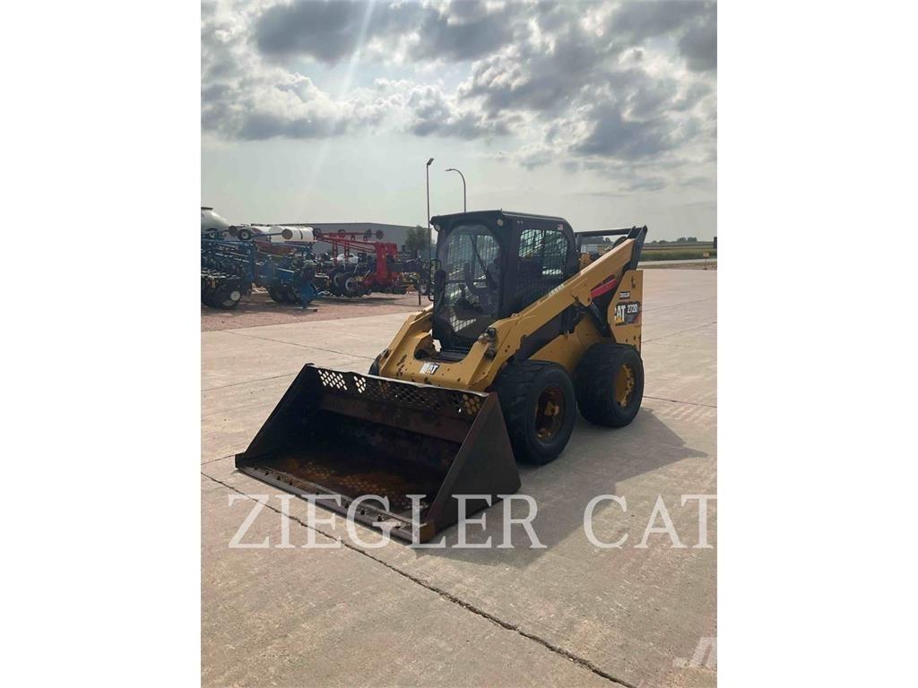 CAT 272D2 Φορτωτάκια