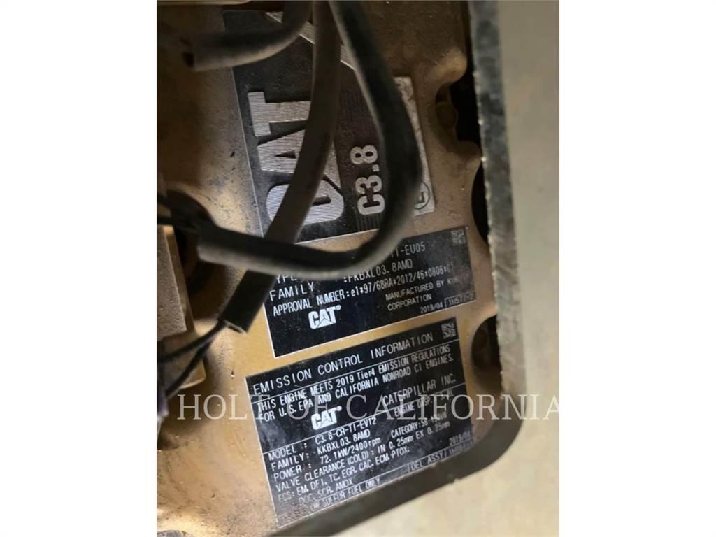 CAT 272D3 Φορτωτάκια