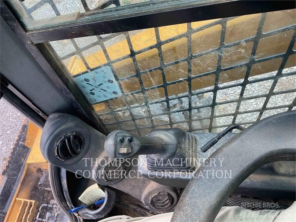 CAT 272D3 Φορτωτάκια