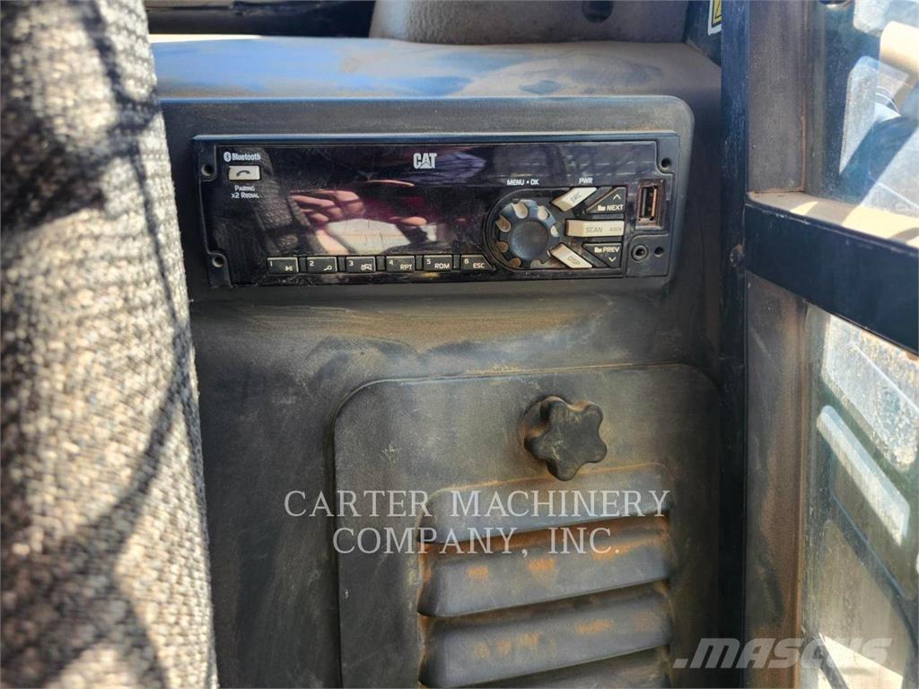 CAT 299D2 Φορτωτάκια