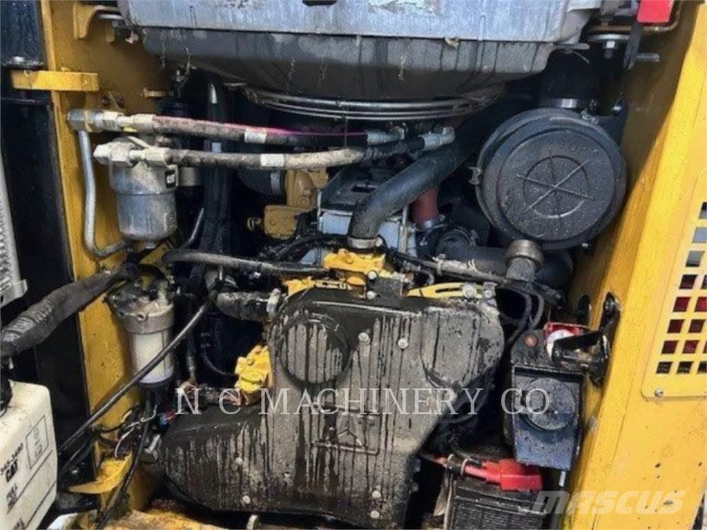 CAT 299D2 XHP Φορτωτάκια