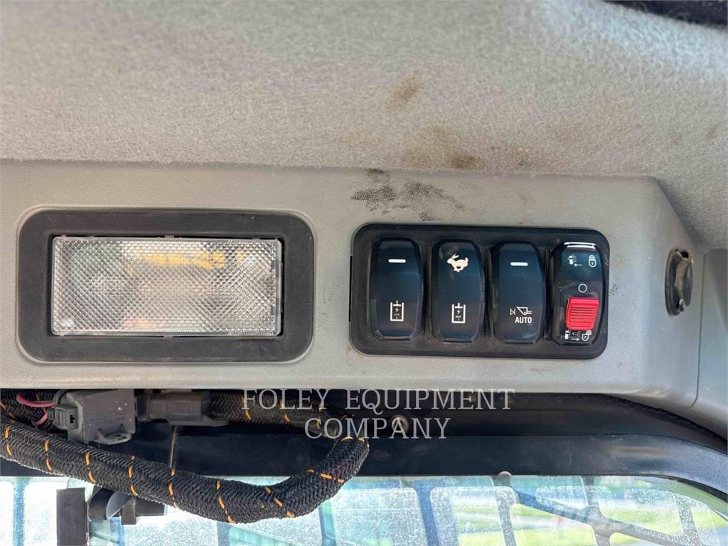 CAT 299D3XPS2C Φορτωτάκια