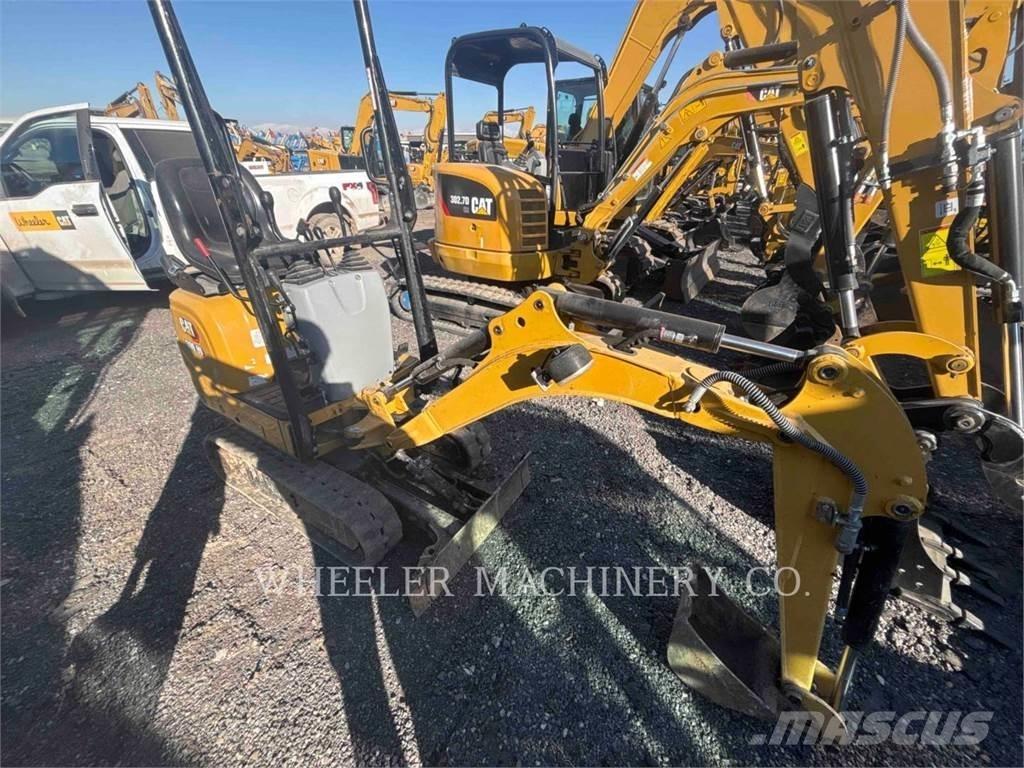 CAT 300.9D Εκσκαφείς με ερπύστριες