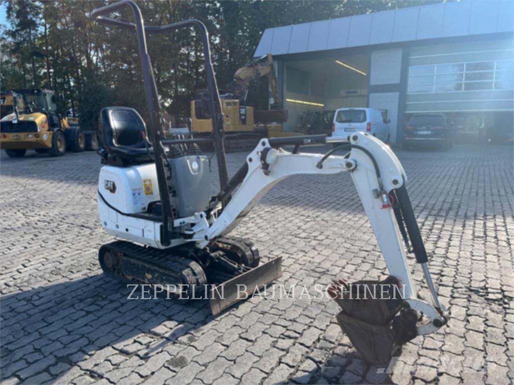 CAT 300.9D Εκσκαφείς με ερπύστριες