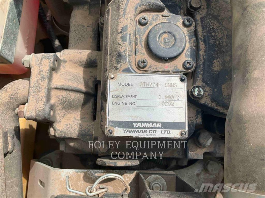 CAT 300.9DSO Εκσκαφείς με ερπύστριες