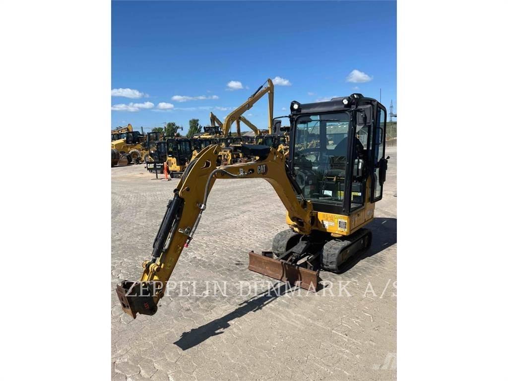 CAT 301.605 Εκσκαφείς με ερπύστριες