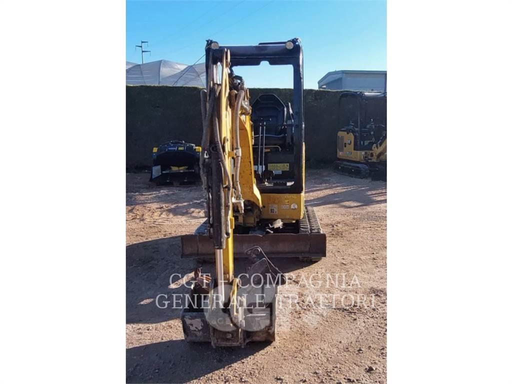 CAT 301.7 Εκσκαφείς με ερπύστριες