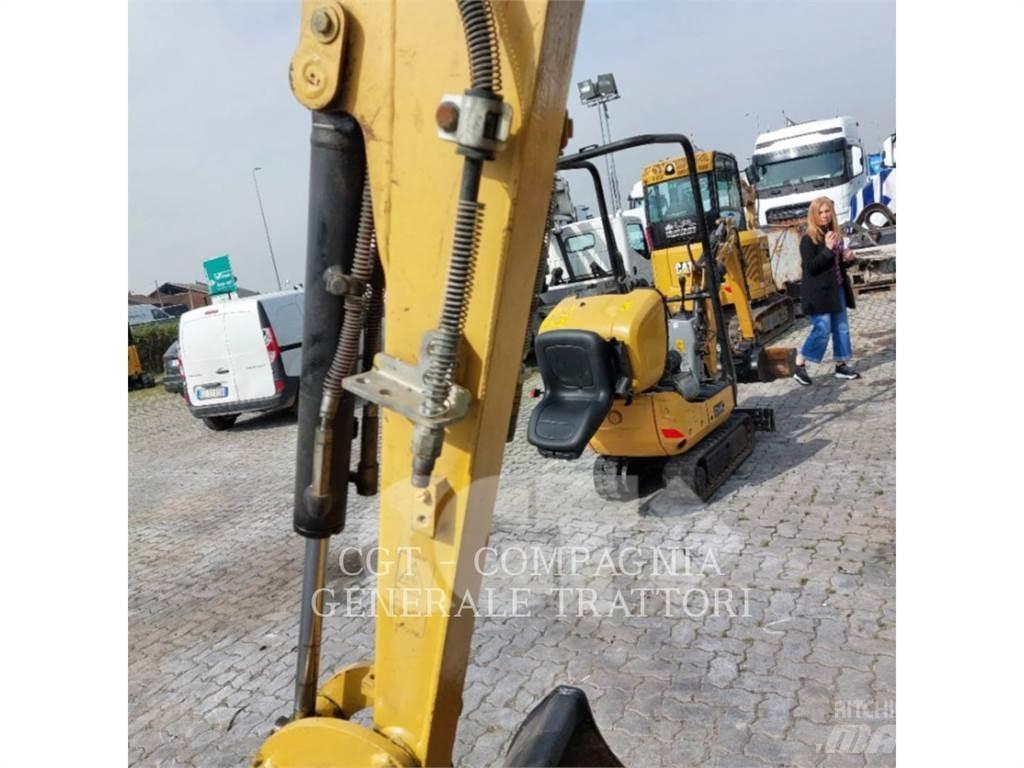 CAT 301.7 Εκσκαφείς με ερπύστριες