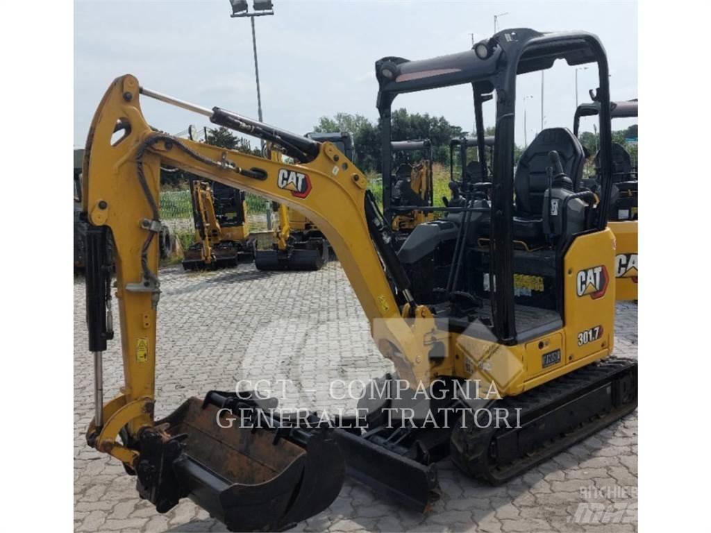 CAT 301.7 Εκσκαφείς με ερπύστριες