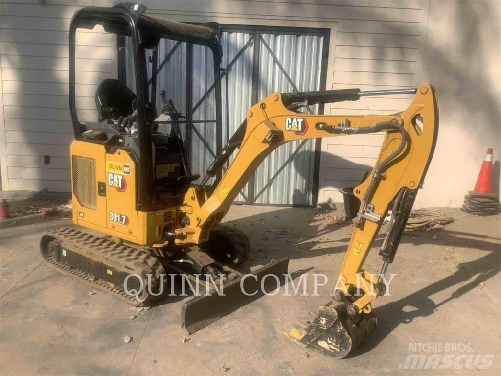 CAT 301.7 Εκσκαφείς με ερπύστριες
