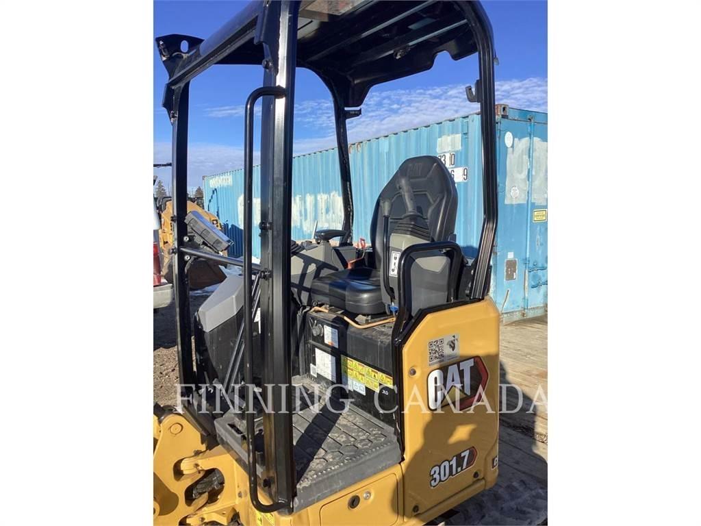 CAT 301.7-05 Εκσκαφείς με ερπύστριες