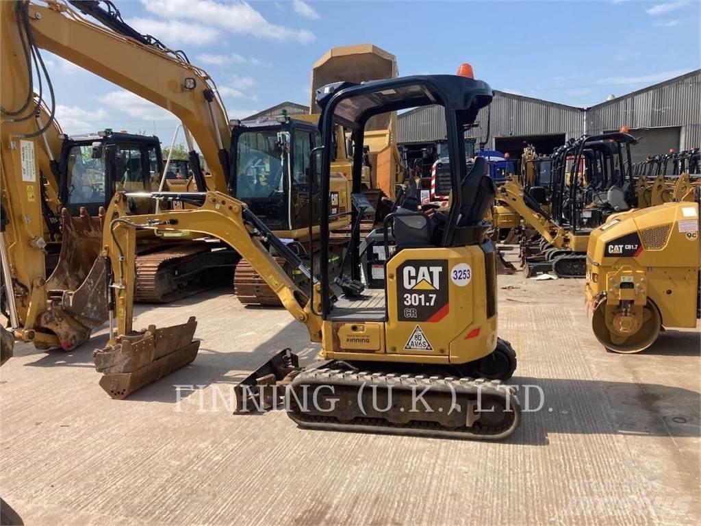 CAT 301.705 Εκσκαφείς με ερπύστριες