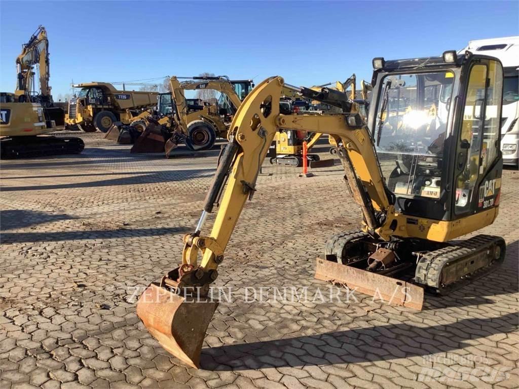 CAT 301.7D Εκσκαφείς με ερπύστριες