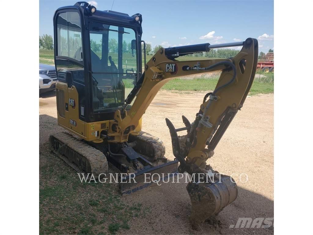 CAT 301.8 Εκσκαφείς με ερπύστριες