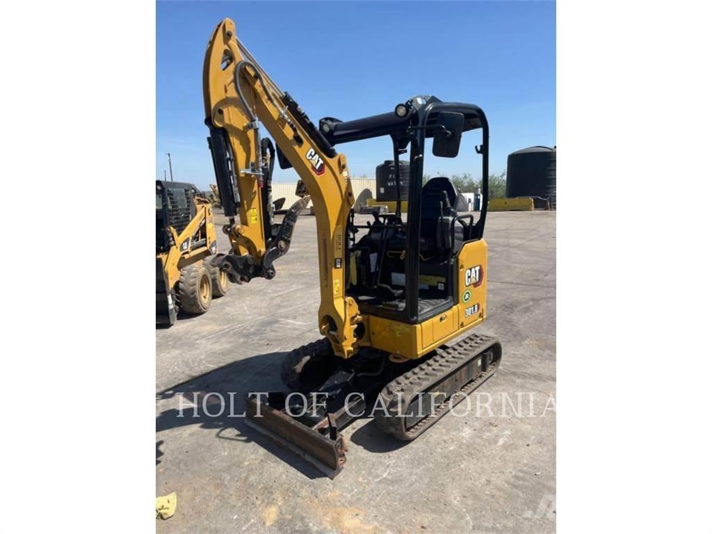 CAT 301.8 Εκσκαφείς με ερπύστριες