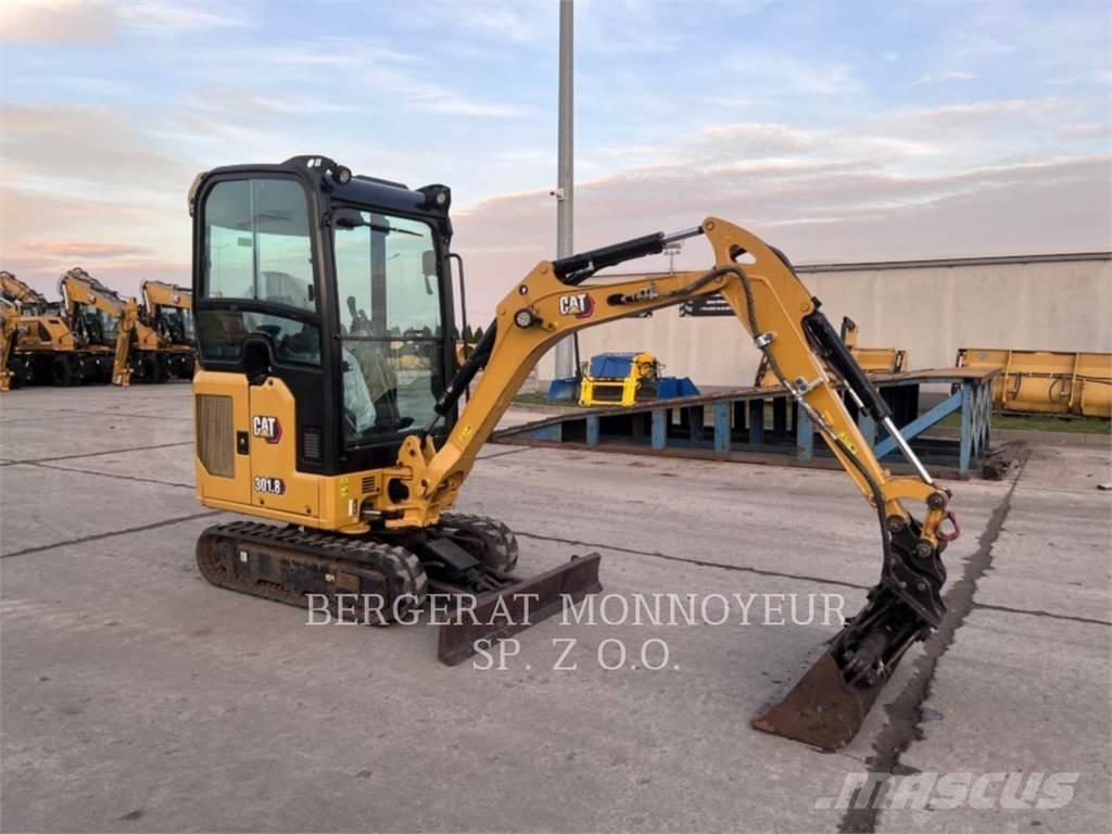 CAT 301.8 Εκσκαφείς με ερπύστριες