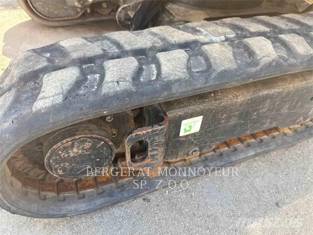 CAT 301.8 Εκσκαφείς με ερπύστριες