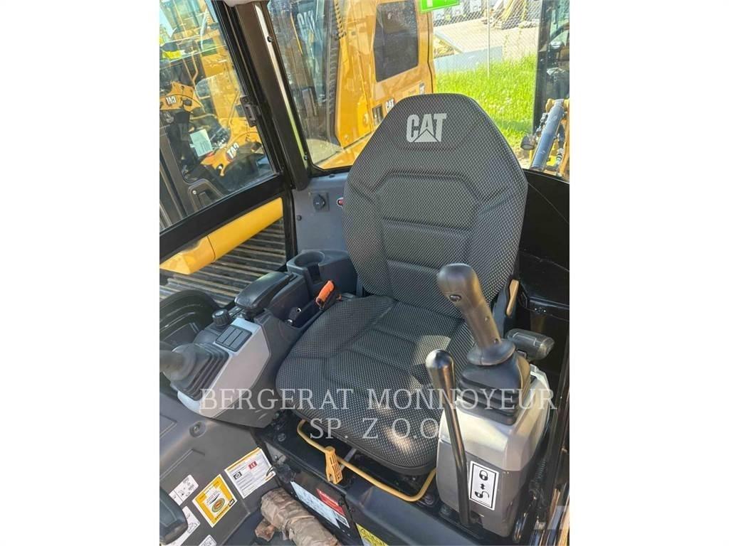 CAT 301.8 Εκσκαφείς με ερπύστριες