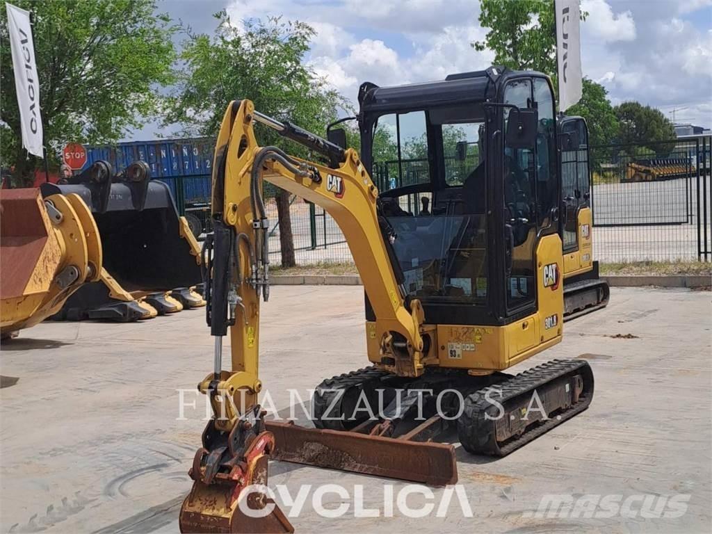 CAT 301.8 Εκσκαφείς με ερπύστριες