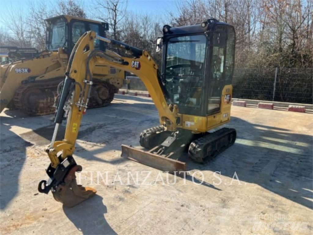 CAT 301.8 Εκσκαφείς με ερπύστριες